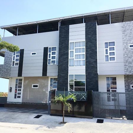 Grand Mulia Guest House Balikpapan  Exterior photo